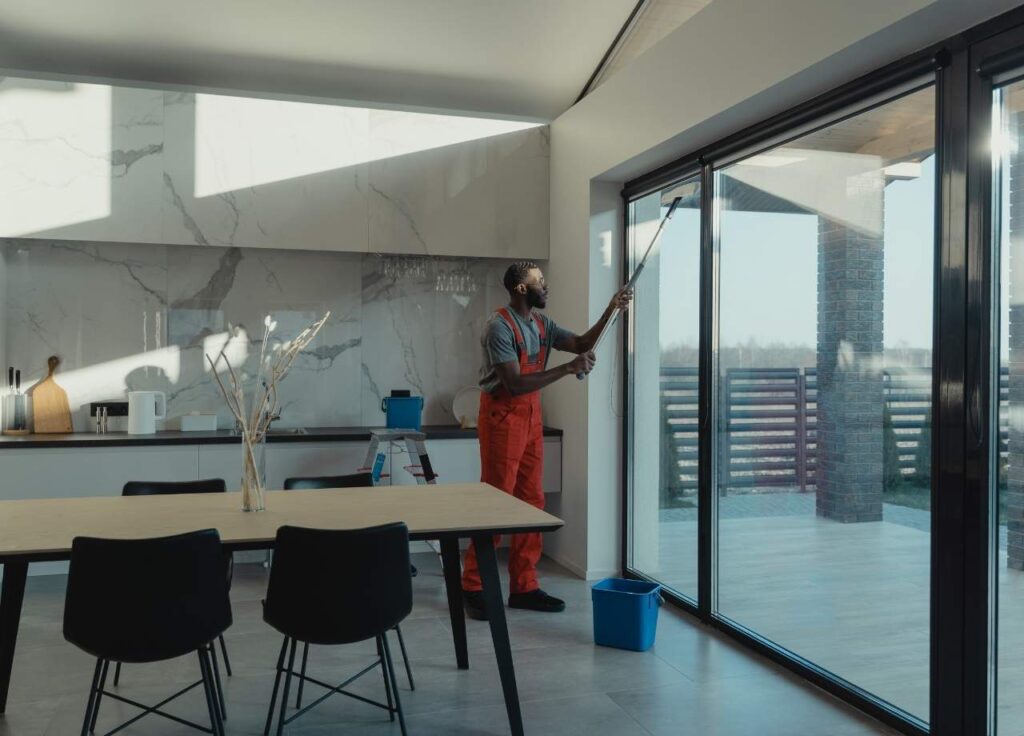 how to clean windows in winter